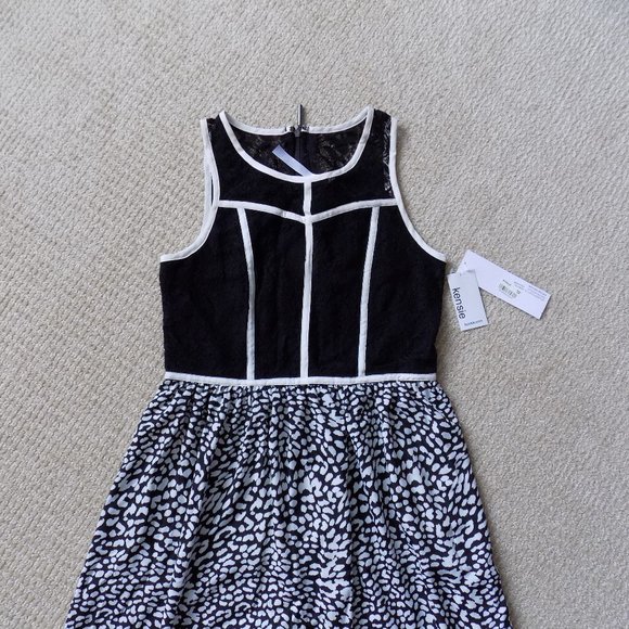 KENSIE LACE POLKA DOT FLOWY DRESS - Picture 2 of 3